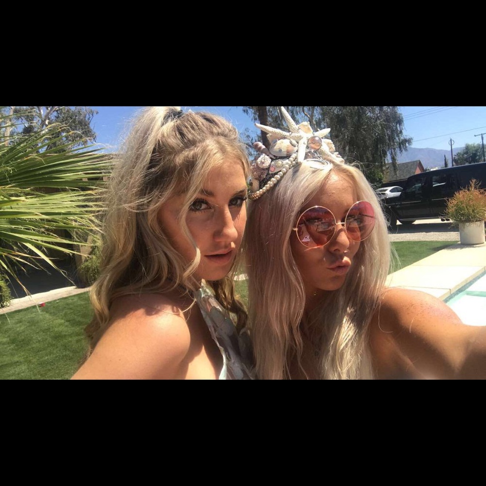 Coachella outfit and Mermaid crown handmade by me - Picture 7 of 8